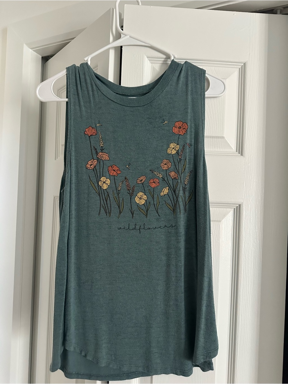 Women's Teal Wildflowers Graphic Tank Top